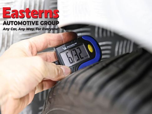 Used 2018 Tesla Model 3 Long Range image 19