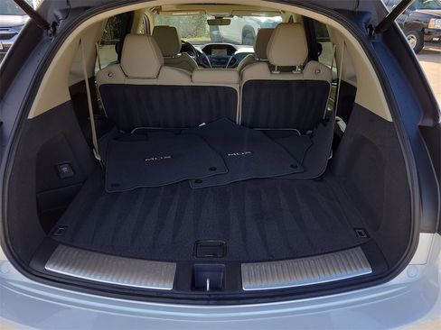 Used 2020 Acura MDX FWD w/ Technology Package image 8