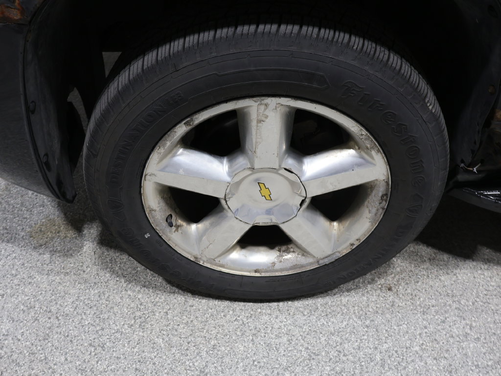 Used 2007 Chevrolet Tahoe LTZ w/ LTZ Preferred Equipment Group AWD/4WD image 19