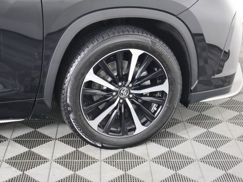 Used 2021 Toyota Highlander XSE image 57