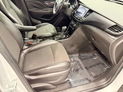 Used 2018 Buick Encore Preferred FWD image 33