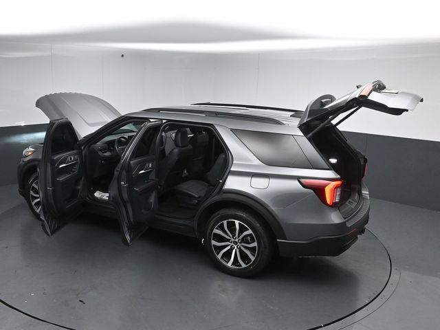 Certified 2025 Ford Explorer ST-Line AWD/4WD image 55