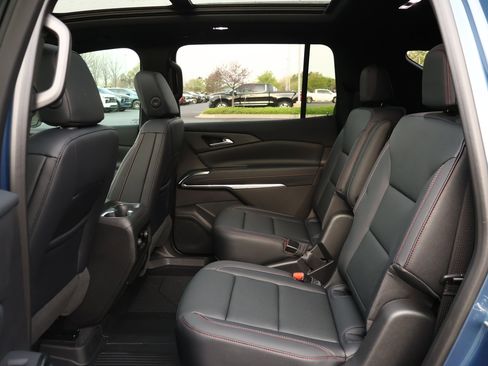 New 2026 Chevrolet Traverse Z71 w/ LPO, Floor Liner Package AWD/4WD image 22
