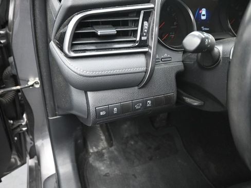 Used 2021 Toyota Camry XSE FWD image 13