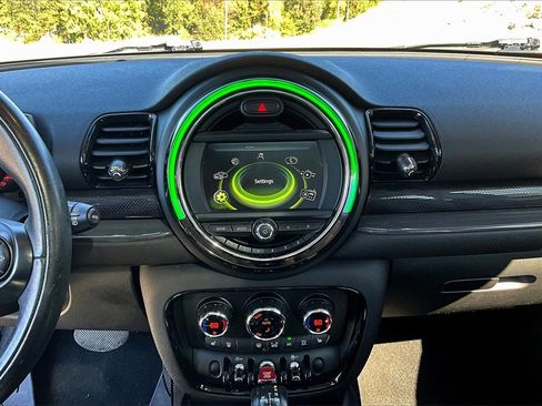Used 2017 MINI Cooper Clubman S image 28