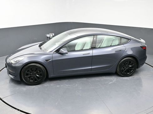 Used 2023 Tesla Model 3 Standard Range image 48