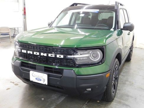 New 2025 Ford Bronco Sport Outer Banks w/ Outer Banks Tech Package+ image 8