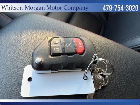 Used 2024 Jeep Wrangler Unlimited Rubicon image 25