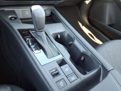 New 2026 Nissan Sentra SV FWD image 14