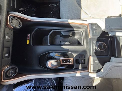 Used 2024 Toyota Grand Highlander AWD Hybrid image 6