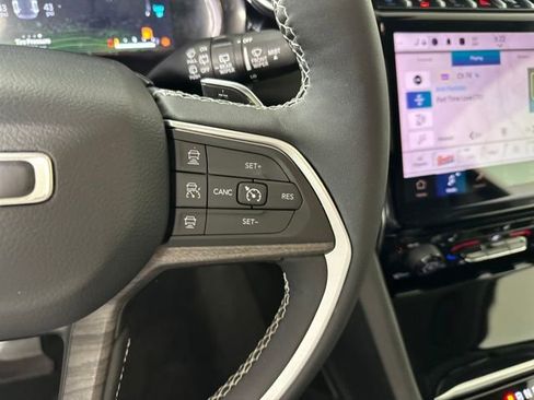 Used 2024 Jeep Grand Cherokee Limited 4xe image 16