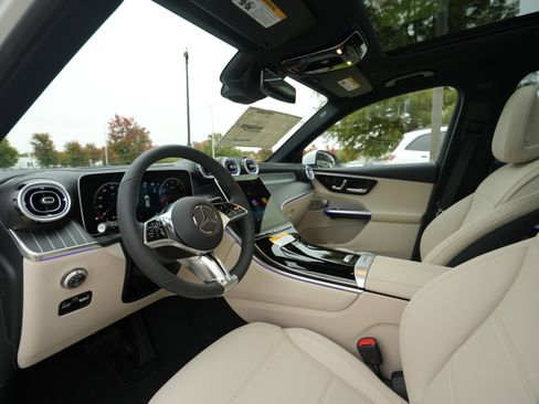 New 2026 Mercedes-Benz GLC 300 4MATIC image 34