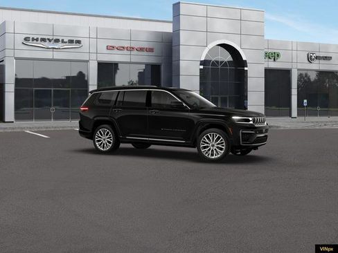 New 2026 Jeep Grand Cherokee L Summit AWD/4WD image 10