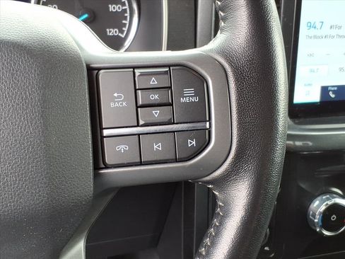 Certified 2022 Ford F150 XLT w/ Equipment Group 302A High image 20