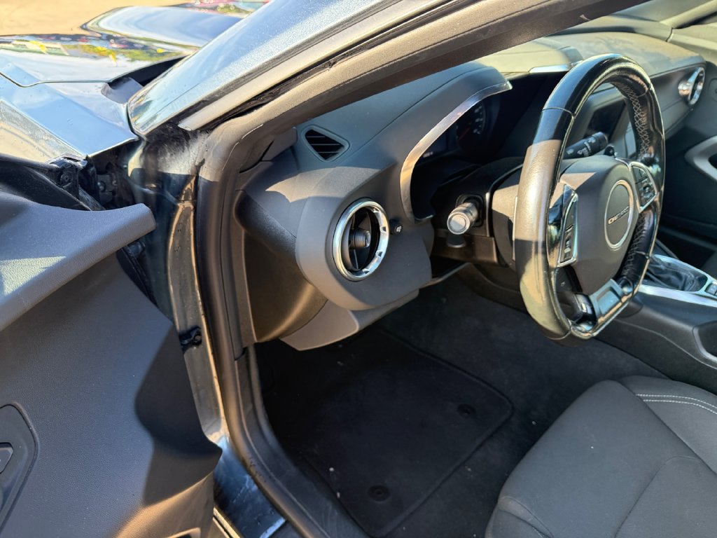 Used 2023 Chevrolet Camaro LT RWD image 14