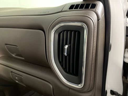 Certified 2023 GMC Sierra 2500 SLT w/ SLT Premium Package AWD/4WD image 22