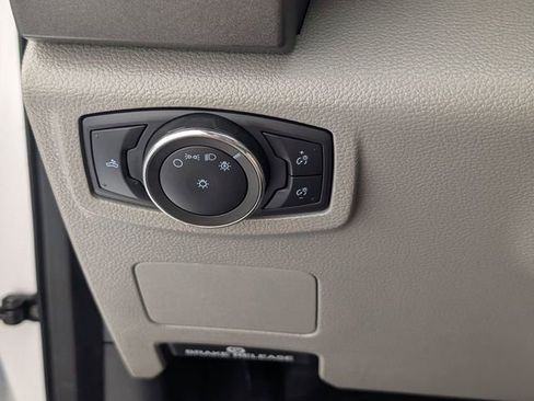 Used 2022 Ford F250 XL w/ Power Equipment Group image 14