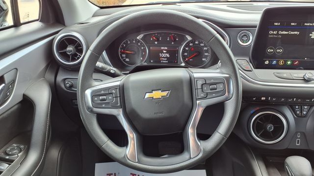 Used 2024 Chevrolet Blazer LT w/ Convenience Package FWD image 22