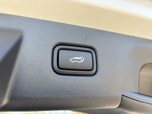 New 2026 Hyundai Tucson Limited image 15