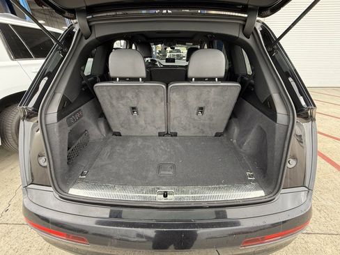 Used 2019 Audi Q7 3.0T Prestige w/ Prestige Package image 10