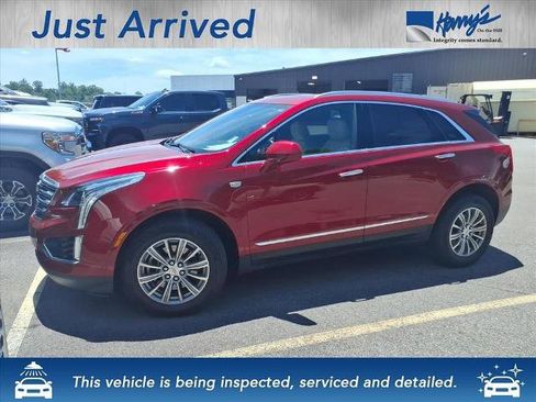 Used 2019 Cadillac XT5 Luxury AWD/4WD image 1