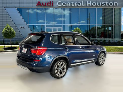 Used 2017 BMW X3 sDrive28i image 9