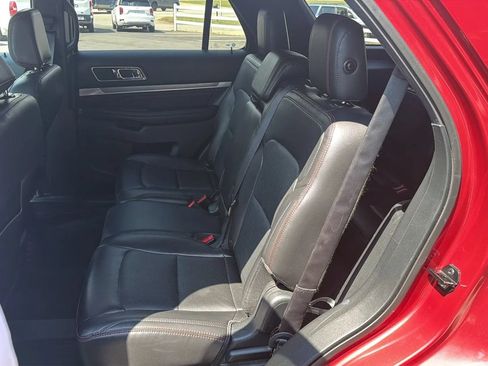 Used 2018 Ford Explorer Sport w/ Equipment Group 401A AWD/4WD image 16