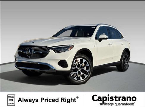Used 2025 Mercedes-Benz GLC 350e 4MATIC image 1