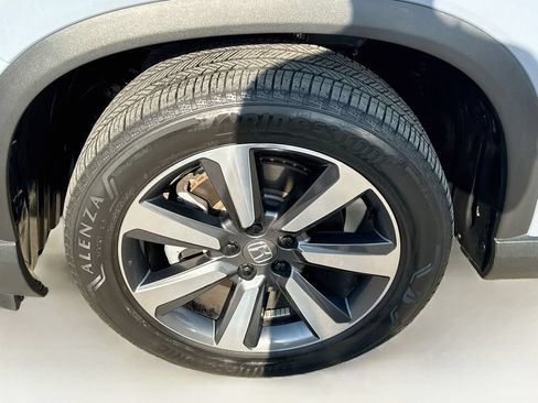 Used 2024 Honda Pilot Touring image 40