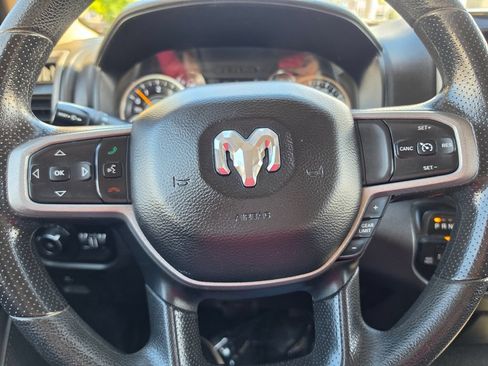 Used 2019 RAM 1500 Tradesman AWD/4WD image 17