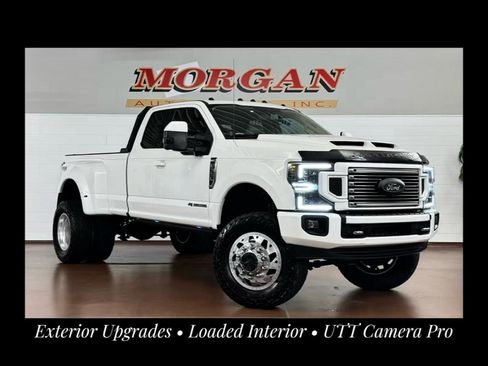 Used 2020 Ford F350 Lariat w/ Chrome Package image 1