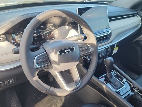 New 2026 Jeep Compass Limited image 10