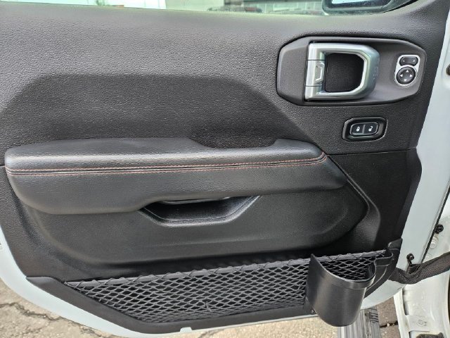 Used 2020 Jeep Gladiator Rubicon AWD/4WD image 15