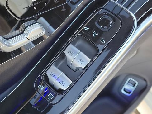 Used 2021 Mercedes-Benz S 580 S 580 w/ AMG Line image 18