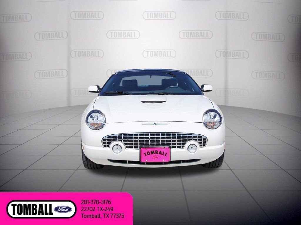 Used 2002 Ford Thunderbird RWD image 2