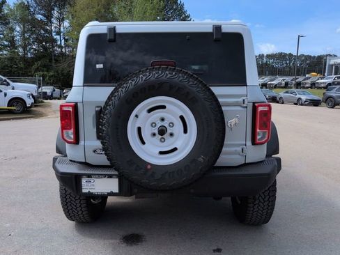 New 2026 Ford Bronco Heritage Edition image 5