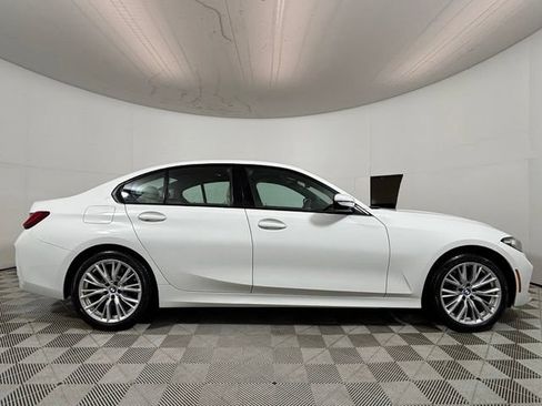 Used 2023 BMW 330i xDrive Sedan w/ Premium Package AWD/4WD image 8