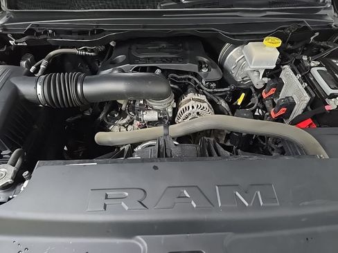 Used 2022 RAM 1500 Big Horn w/ Night Edition AWD/4WD image 12