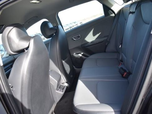 New 2026 Kia K4 EX image 16