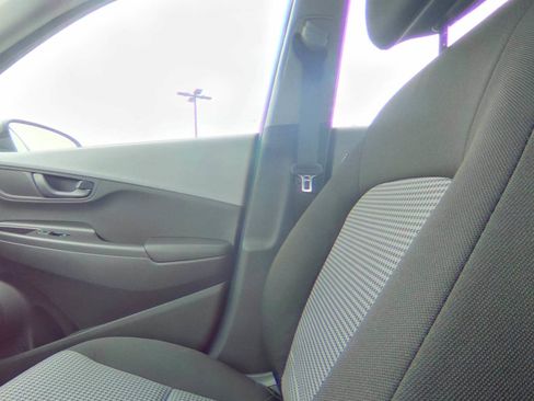 Used 2019 Hyundai Kona SE image 25