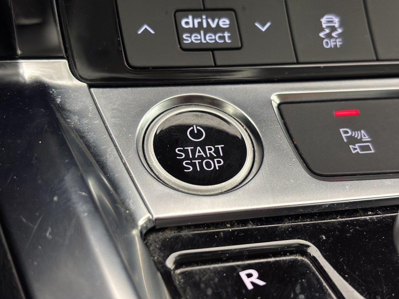 Used 2022 Audi e-tron Premium AWD/4WD image 20