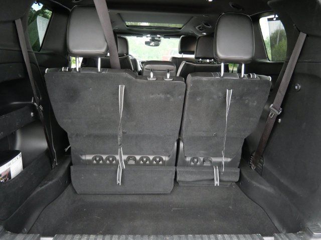 Used 2025 Chrysler Pacifica Limited FWD image 10