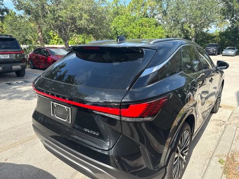 Used 2025 Lexus RX 350 Premium Plus FWD image 6
