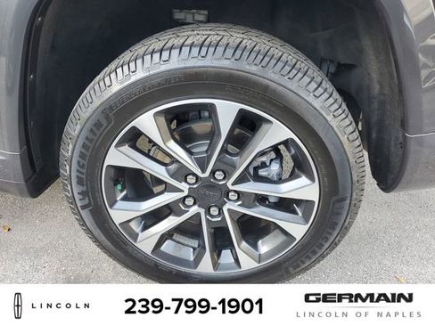 Used 2021 Jeep Grand Cherokee L Overland w/ Luxury Tech Group IV image 10