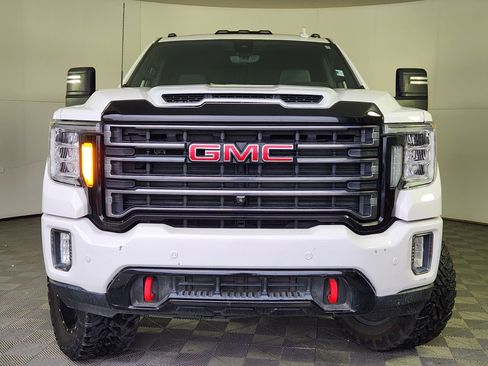 Used 2020 GMC Sierra 2500 AT4 w/ AT4 Premium Package image 2
