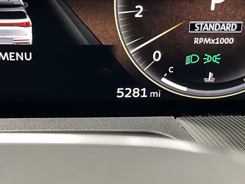 Used 2025 INFINITI QX80 Luxe AWD/4WD image 10