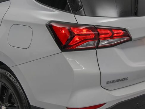 Used 2024 Chevrolet Equinox LS w/ LS Convenience Package FWD image 7