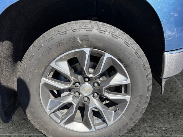 Certified 2024 Chevrolet Silverado 1500 LT AWD/4WD image 16