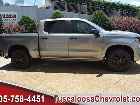 New 2026 Chevrolet Silverado 1500 Custom AWD/4WD image 11