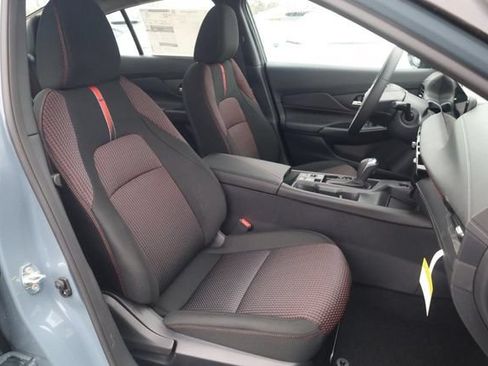 Used 2026 Nissan Sentra SR w/ Floor Mat Package FWD image 21